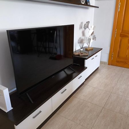 Ar Home - Apartamento De 3 Dormitorios Con Ascensor En Las Huesas, Telde Exterior foto